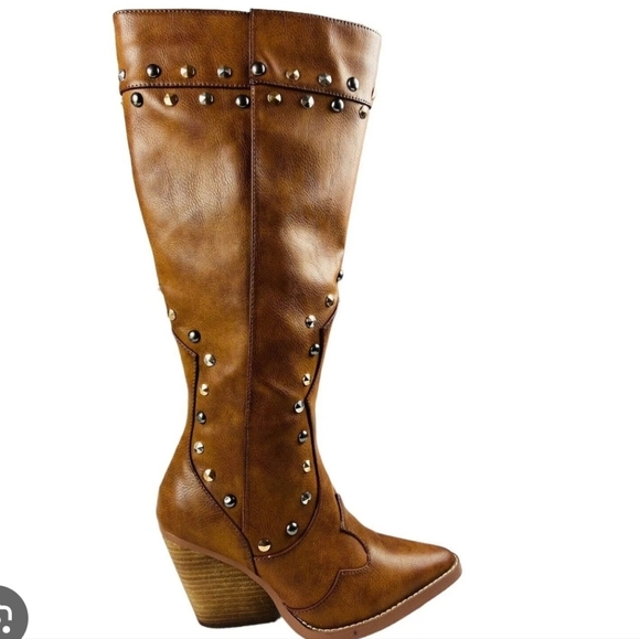 Cato Shoes - Cato Women's Tan Studded Heeled Boots